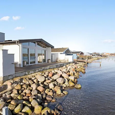 1 Bedroom Amazing In *